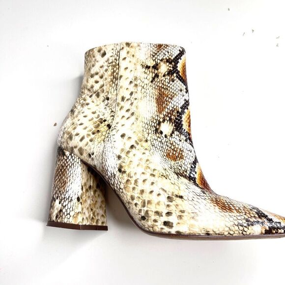 Charles David Ankle Boot print snake Women Block Heel Pointed Toe size 8.5 - Picture 5 of 14